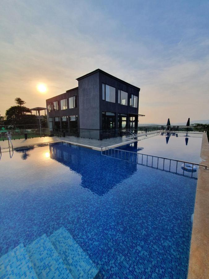 Paraiso Resort & Club Igatpuri Bagian luar foto